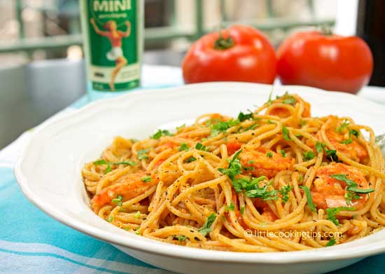 Ouzo flavored shrimp tomato pasta Ouzo flavored shrimp tomato pasta